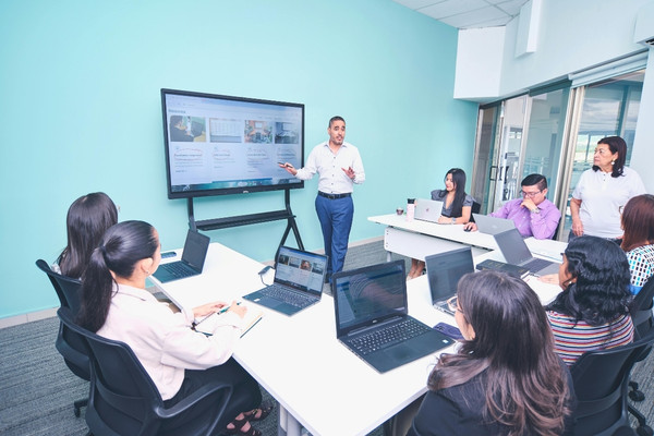 Discovery Pod | Dan Clement | Local Philanthropy